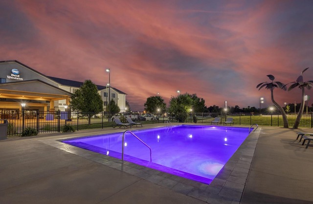 Best Western North Edge Inn