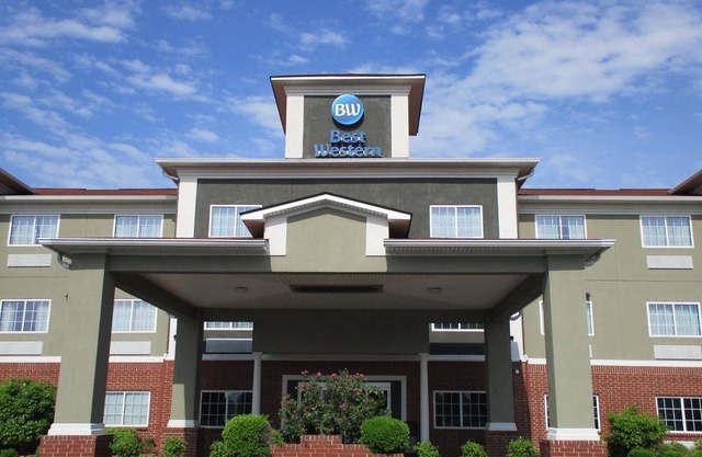 Best Western Presidential Hotel & Suites