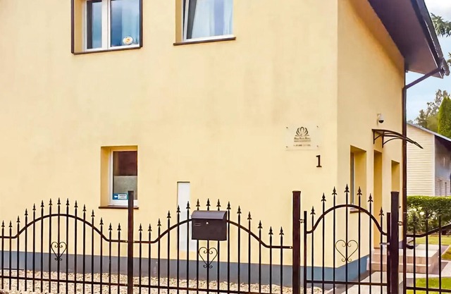 Between the Baltic Sea coast and Lake Gardno, this family vacation home welcomes you.