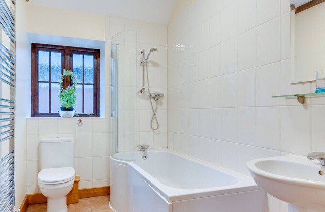 Beudy'r Copa - Two Bedroom House, Sleeps 4