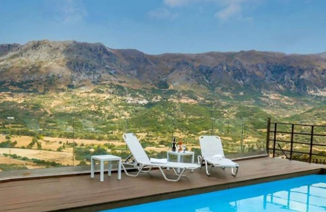 BH371 - R - Villa Rethymno