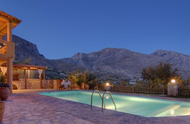 BH530 - B - Villa Rethymno / coordinates: 35.185475, 24.453240