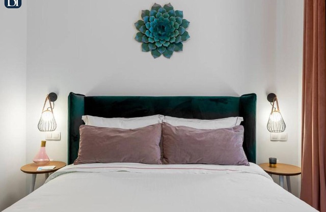 BHA015 - R - Suite Athens