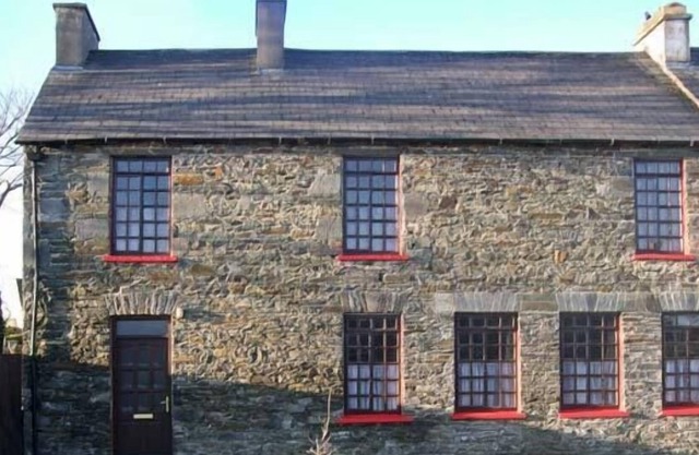 BIDSIE BRICKE'S, family friendly in Carrigaholt, County Clare