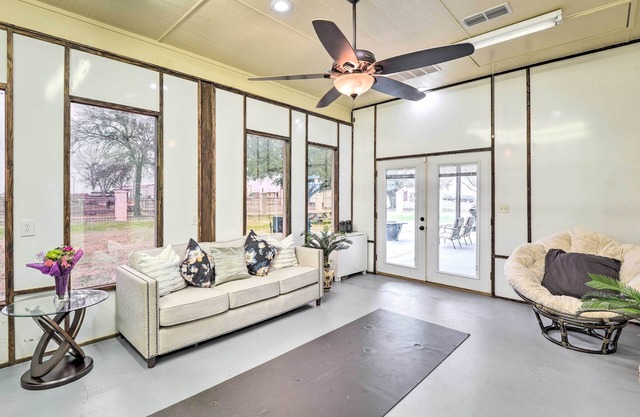 ‘Big Barrels Ranch' on 50 Acres: Countryside Views