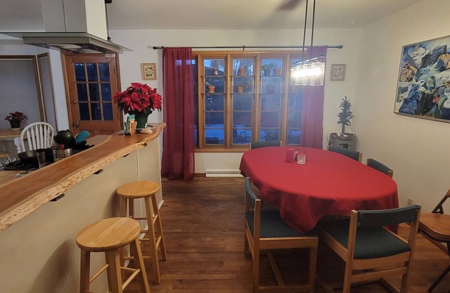 Big, Comfy Home near Parks and UW East Campus