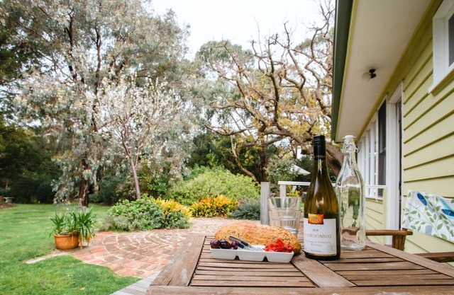 Bimbi of Flinders - Set in Park-like Garden