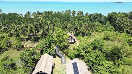 Binga Beach Resort