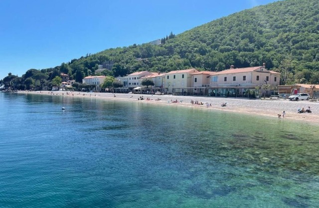 BISER KVARNERA 2