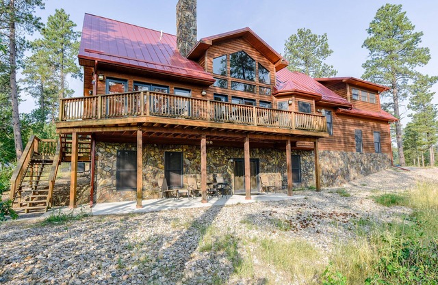 Black Hills Paradise 5BR Spacious Getaway Home Close to Deadwood