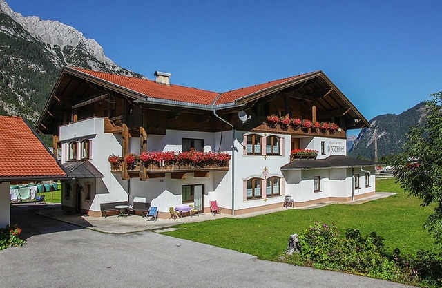 Blissful Apartment in Leutasch with Garden
