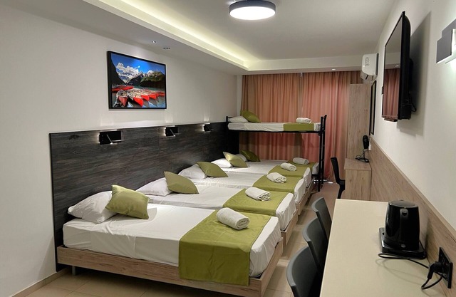 Blue 11: Two-Bedroom Apartment in St. Julian's