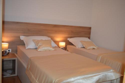 Blue Lake Luxury Rooms