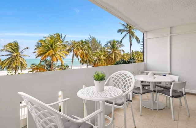 Blue Ocean Studio | Breathtaking beachfront studio in Luquillo