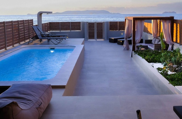 Blue Velvet Coast Luxury Villa