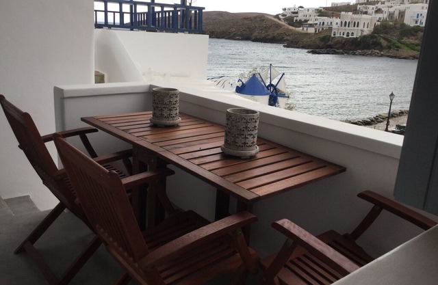 Blue View Apt Kythnos 3