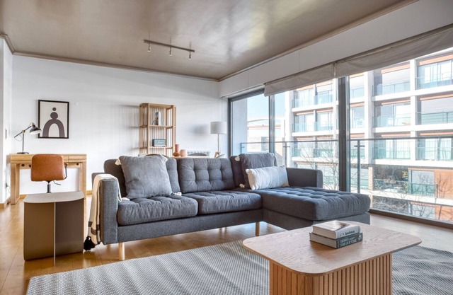 Blueground | Alcântara, fully furnished