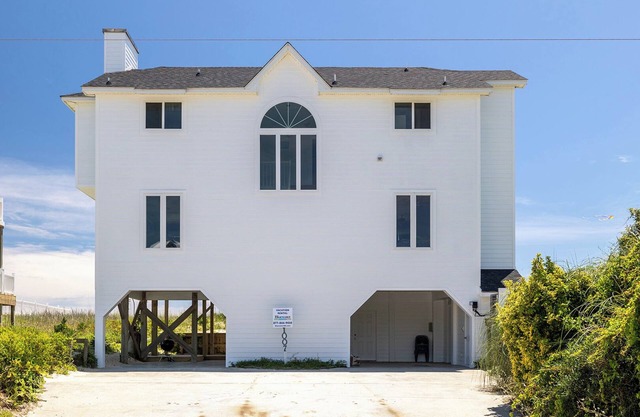 Boardwalk, Oceanfront House in Emerald Isle, NC!