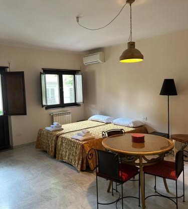 Bocca's Apartment 8