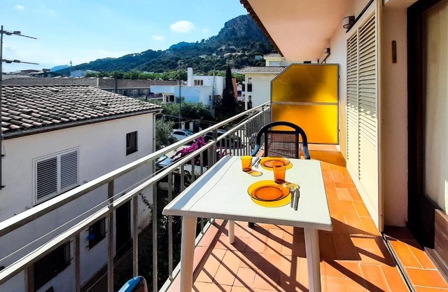 BON DIA 33 Sistach Rentals