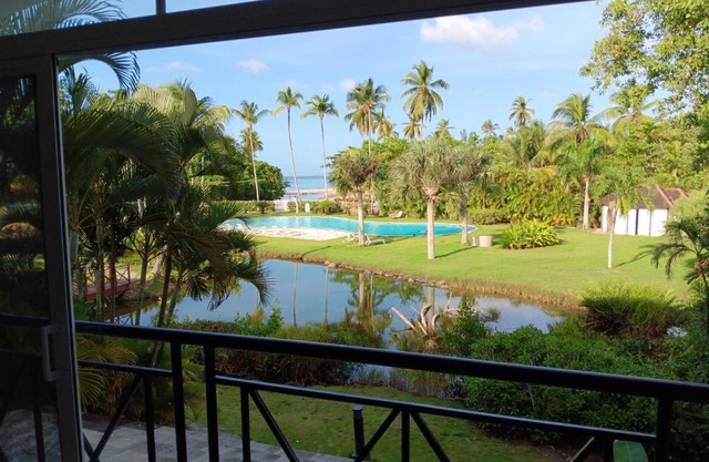 Bonita Village Beachfront Apartment with Pool and Screened Balcony