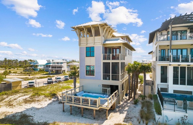 Book Now for Fall! Gulf Front! Gorgeous Views! Swim Spa! Steps to Beach!