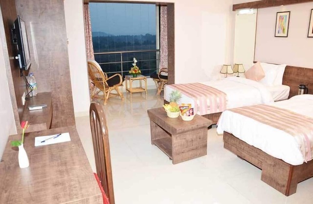 Boshan Hotels