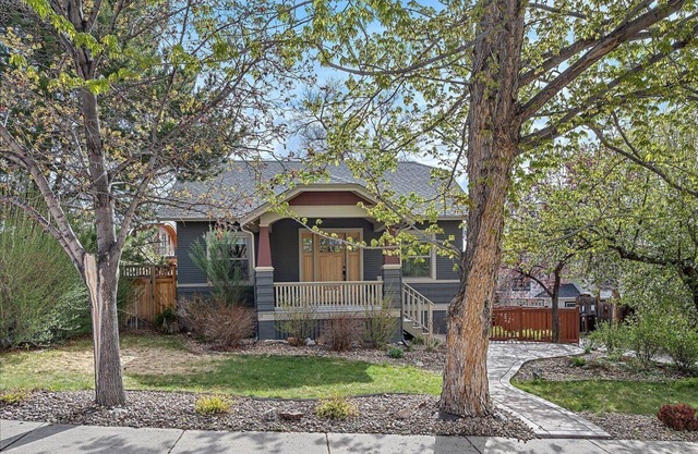 Boulder Bungalow IN TOWN Walk to Everything - SUNDANCE