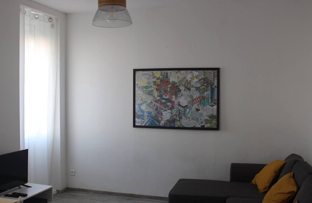 Boulevard de la Thesis, Apartment ORANGE