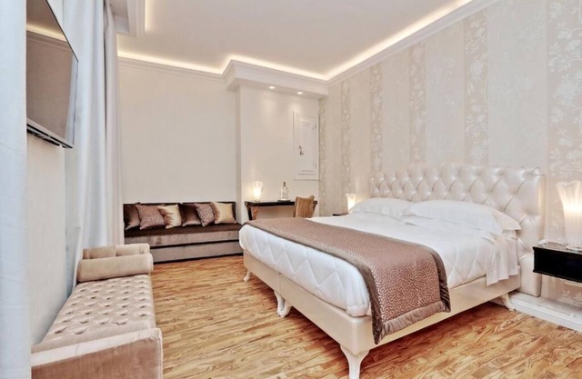 BQ HOUSE COLOSSEUM Luxury Rooms