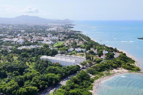 Brand New Beachfront Sunset Apartments