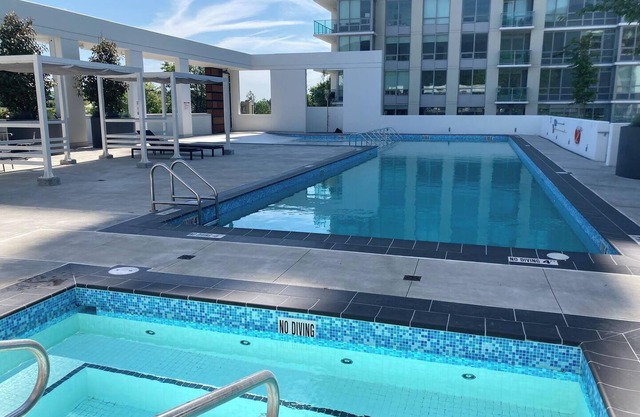 Brand NEW 1 bed Condo North Van/Lions Gate Bridge