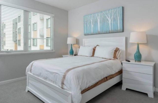 Brand New Anton Menlo Luxury Studio with Great Onsite Amenities