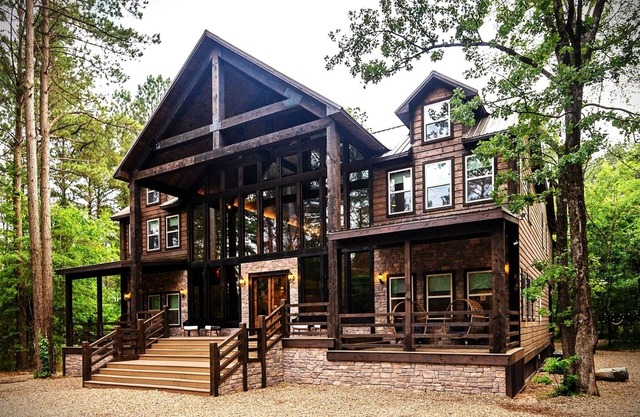 BRAND NEW|GRAND ADVENTURE|Sleeps 30!|Outdoor Shower|Hot Tub|Playset|Video