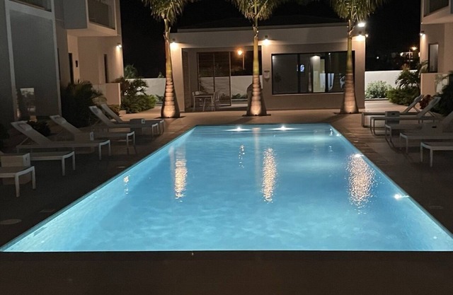 Brand New, Luxury Top Floor Condo w/Den