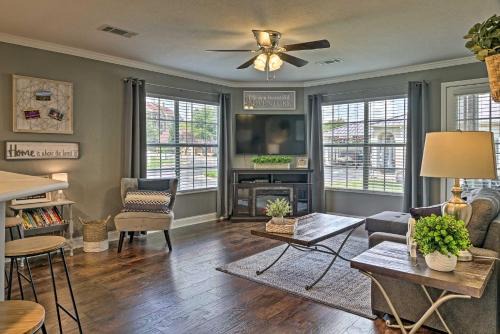 Branson Condo Pool Access, Near Table Rock Lake!