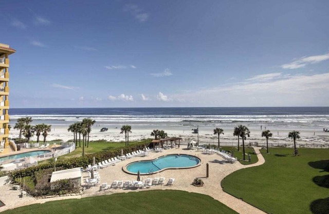 Breathtaking Panoramic Ocean Views !