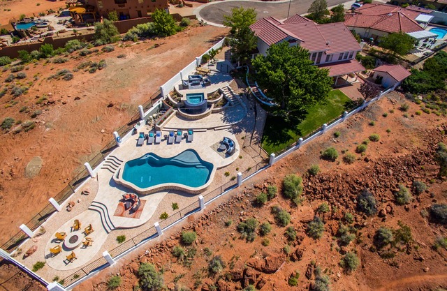 Breathtaking Views, Resort Style Backyard! 7 Bed,4 Bath 4300 sqft Private Home