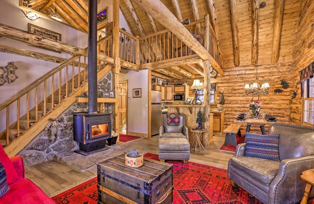 Breckenridge Cabin w/Hot Tub: Ski & Hike!