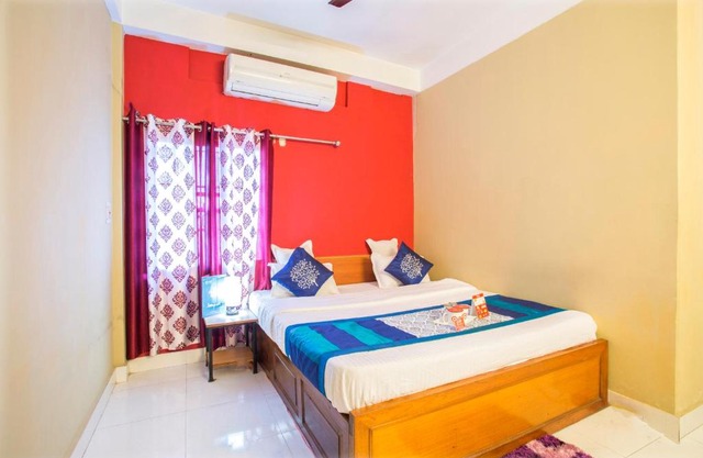 Breeze Hotel