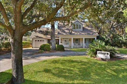 Breezy Cottage