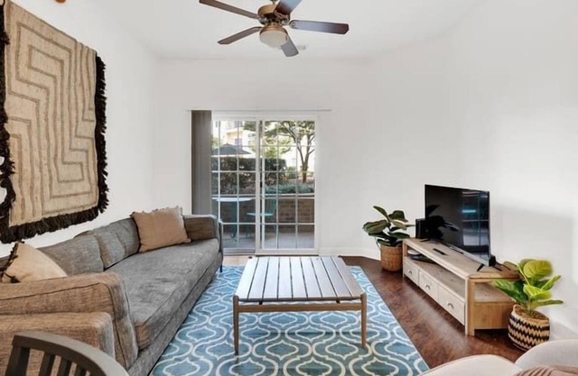 Bright 1BR with Balcony, Gym & Workspace