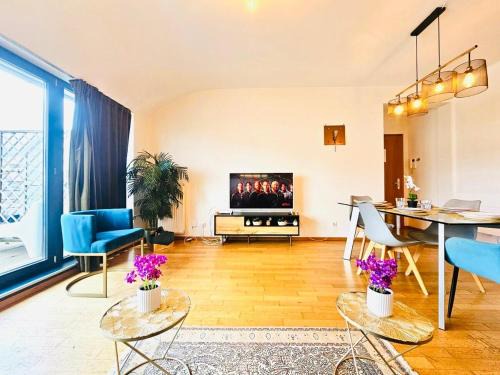 Bright and cozy 2 BR in Luxembourg center