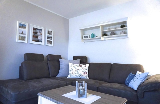 Bright and friendly furnished apartment in a central and quiet location! -