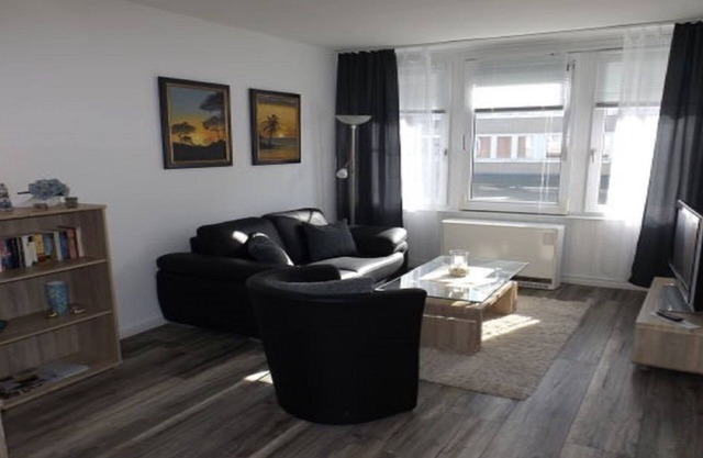 Bright and modern apartment right on the North Sea