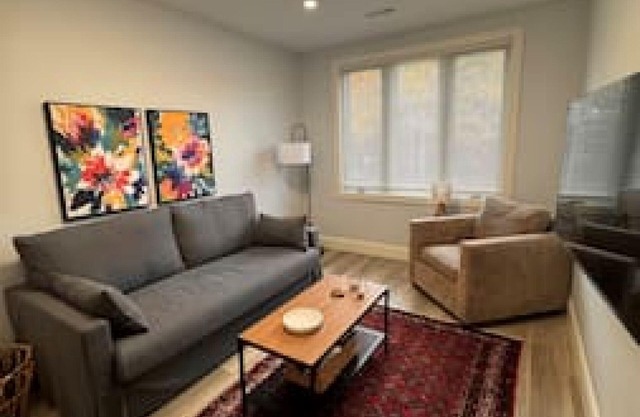 Bright, cheerful , specious one-bedroom apartment