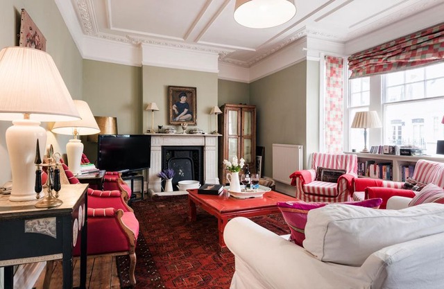 Bright Parsons Green Maisonette