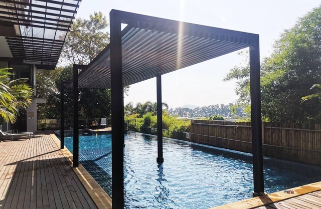 Bright Rawai studio- Condo with pool & parking
