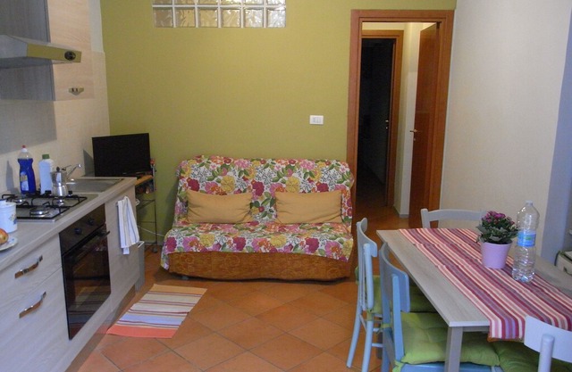 bright two-room mezzanine near Piazza Statuto