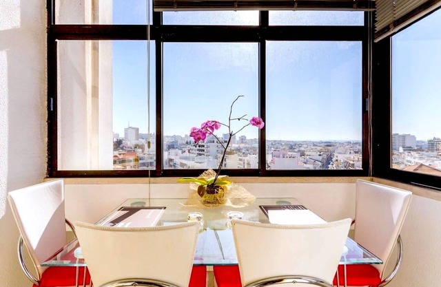 Brigida's Flat with City view